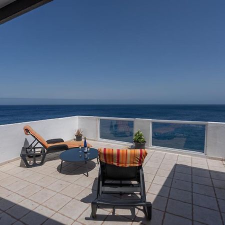 Spacious House With Huge Terrace Facing The Sea Bocacangrejo Exterior photo