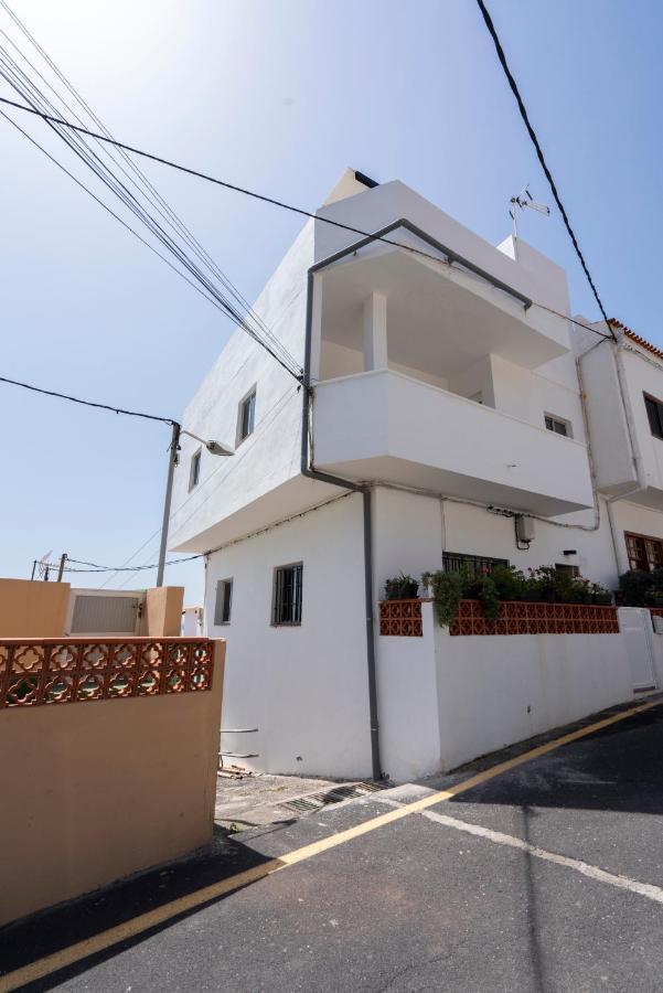Spacious House With Huge Terrace Facing The Sea Bocacangrejo Exterior photo